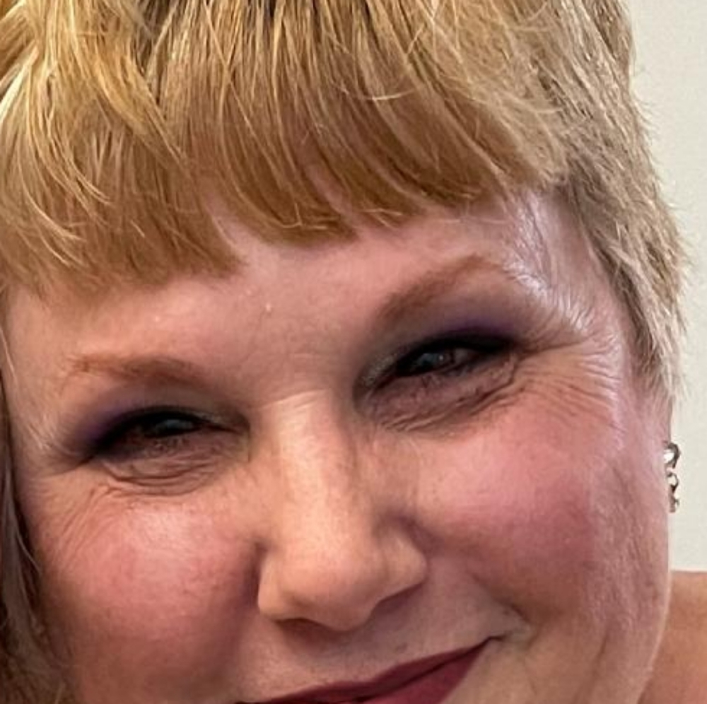 Meet your Posher, Shelly